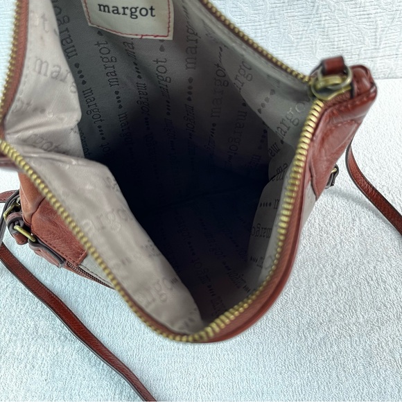 Margot New York Brown Anthropologie Leather Fold Over Crossbody Bag Purse STAIN - Picture 7 of 16